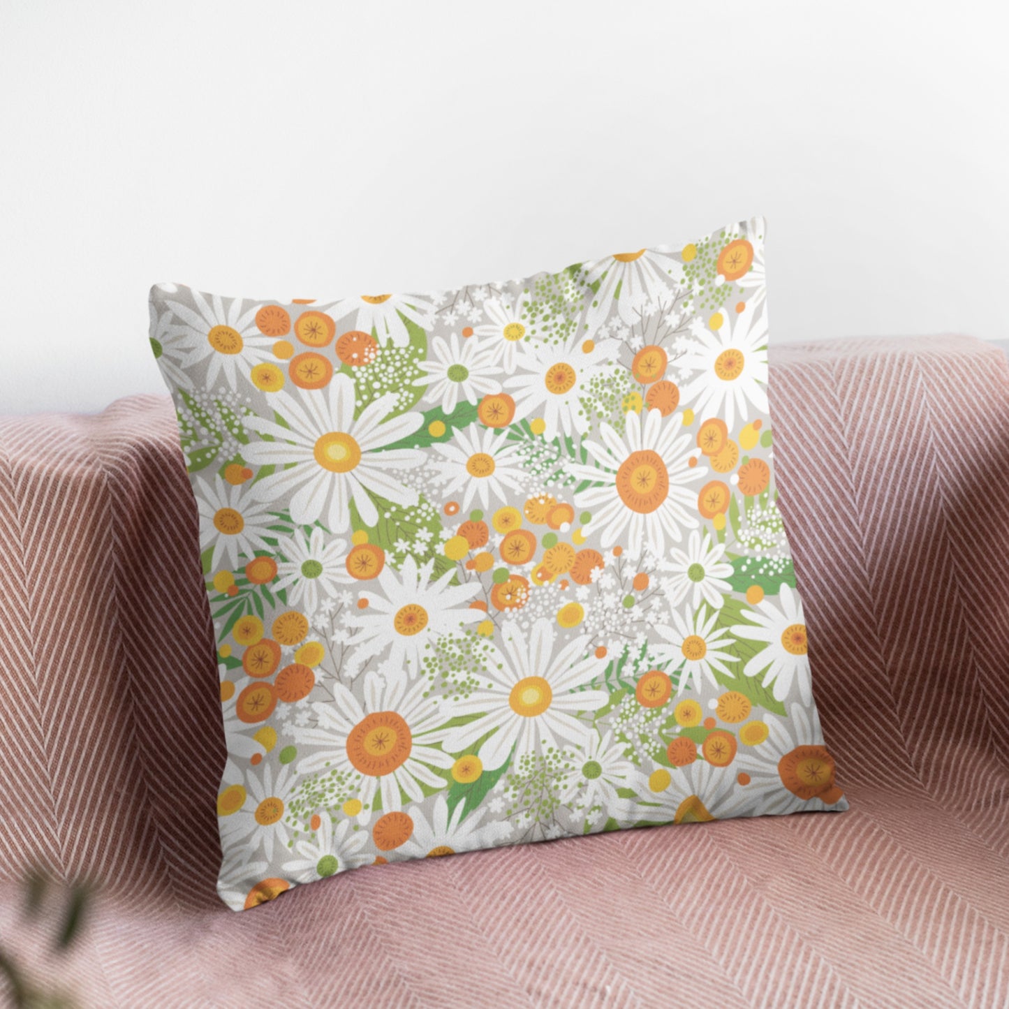 Daisy Printed Decorative Throw Pillow