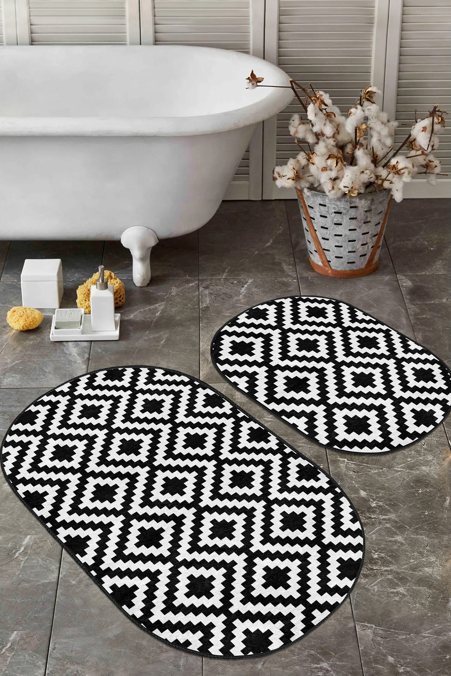 Black White Bathroom Rug Set, Black White Bath Mat Set