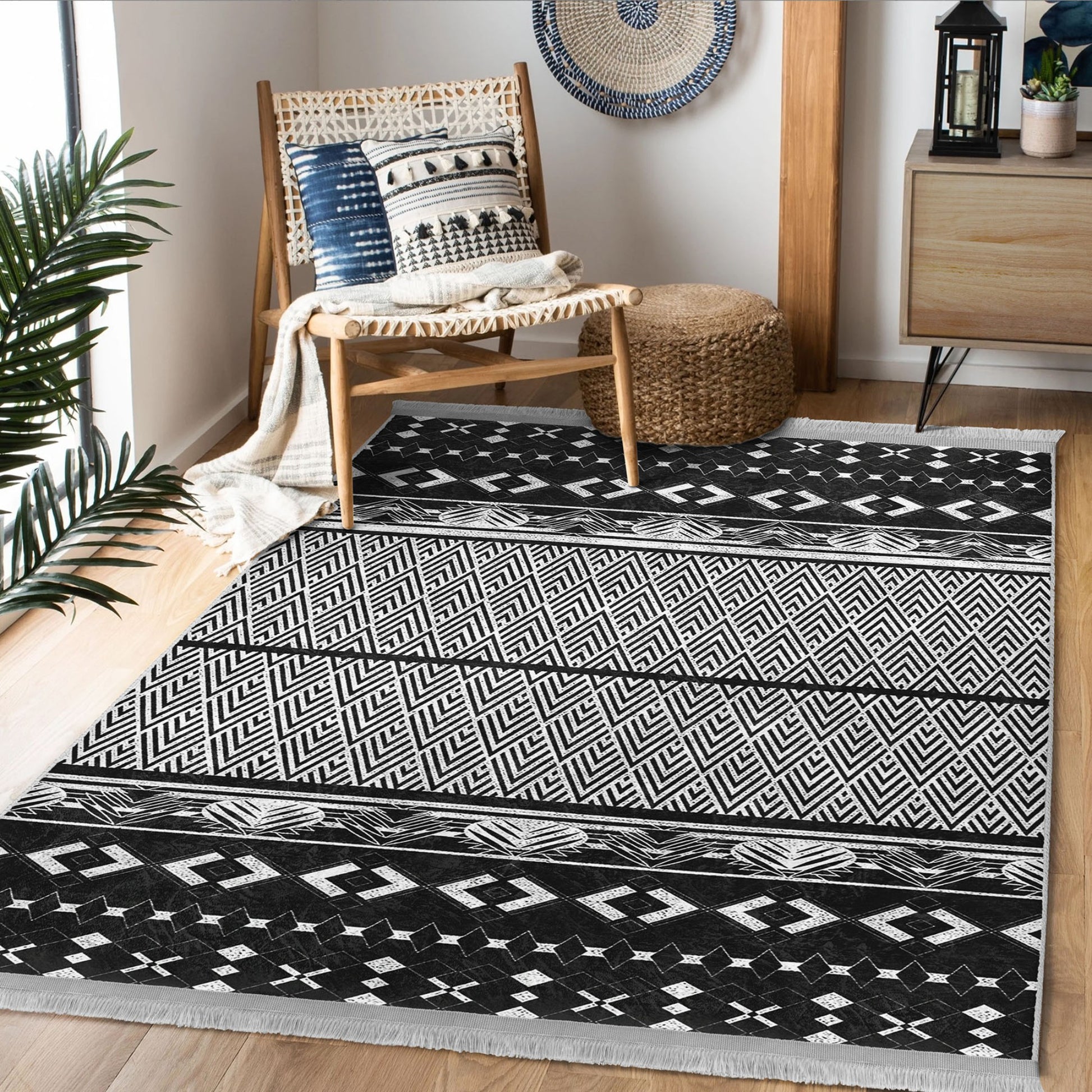 Functional Rug with an Artistic and Chic Craftsmanship