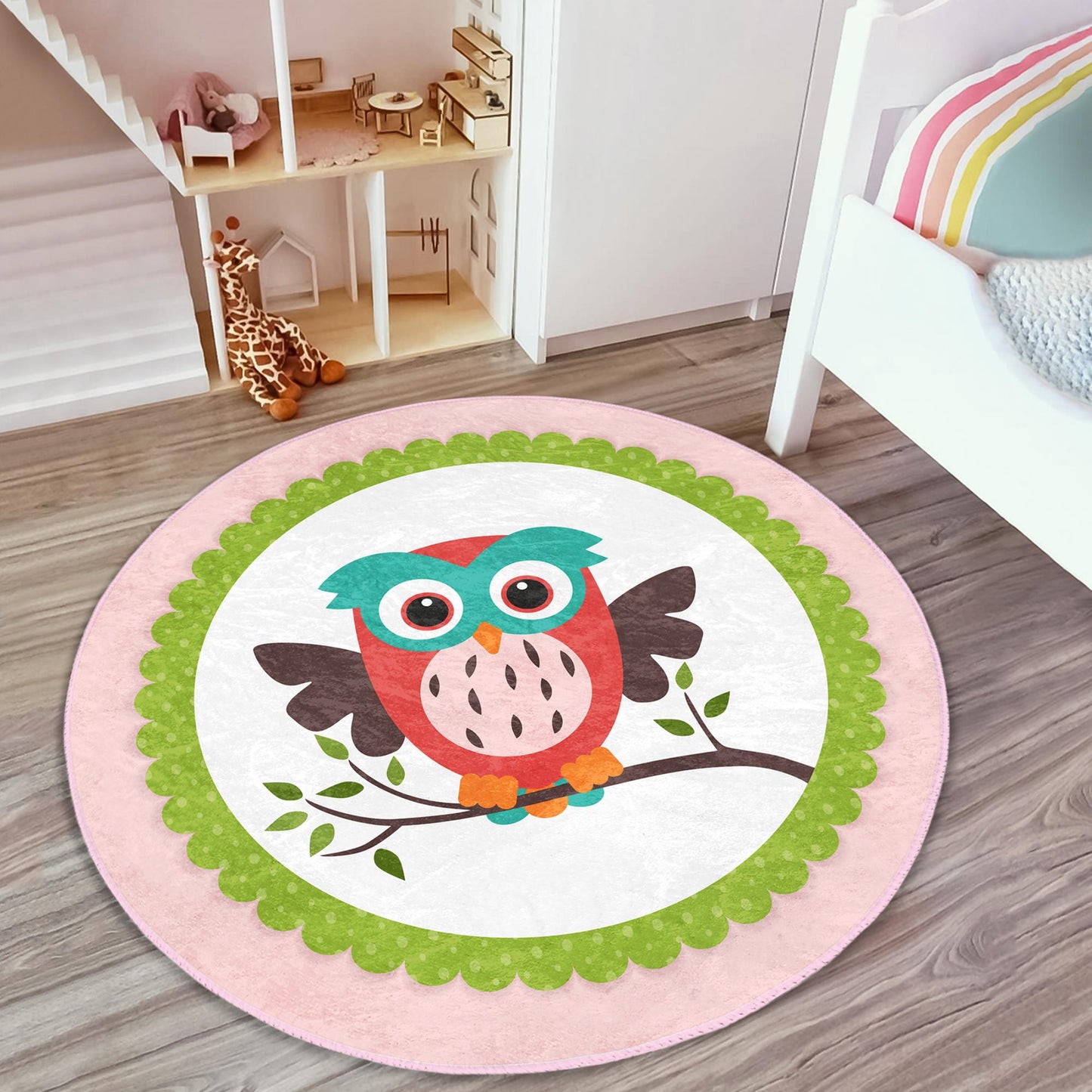 Imaginative baby room rug featuring baby owl designs for cozy playtime.