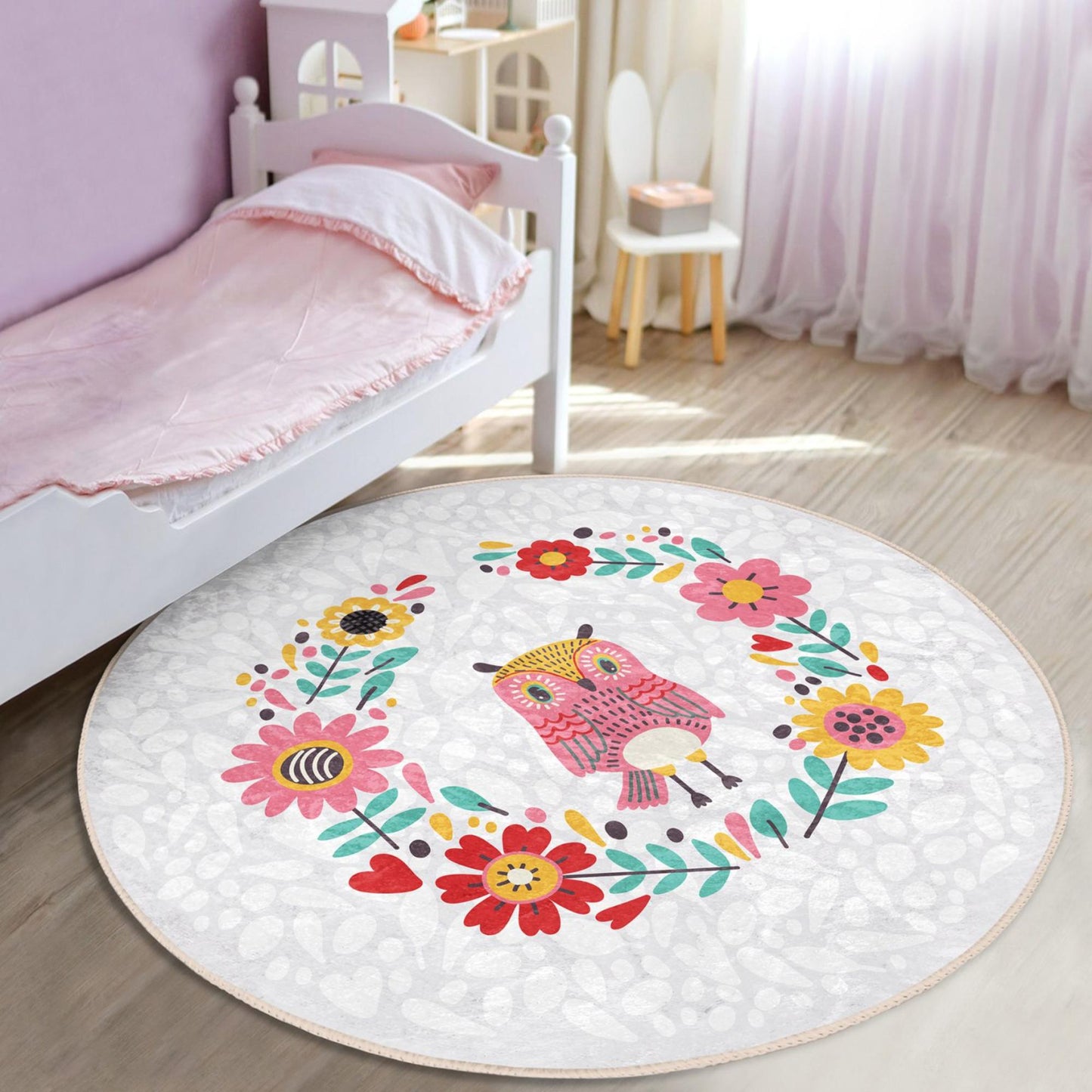 Kids rug featuring floral decor for a charming touch.