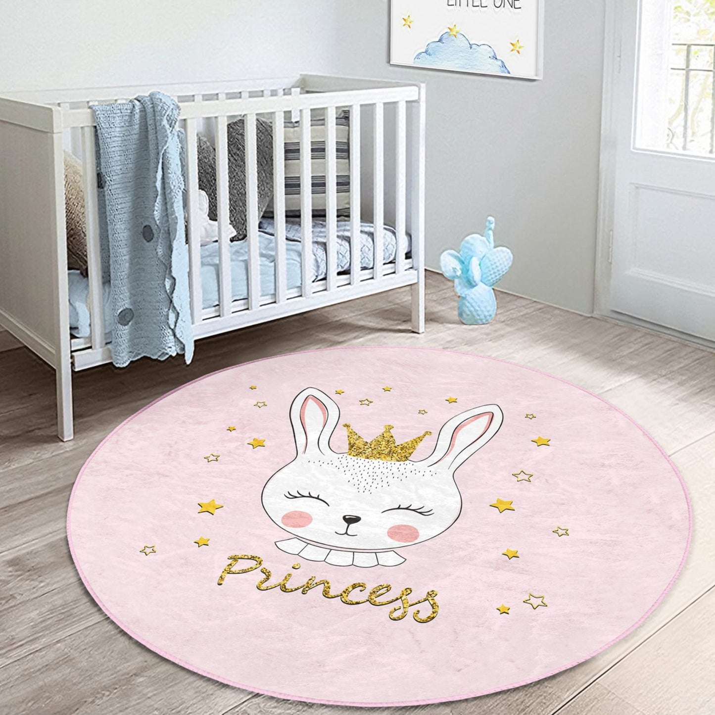 Easy-to-Clean Girls' Room Rug