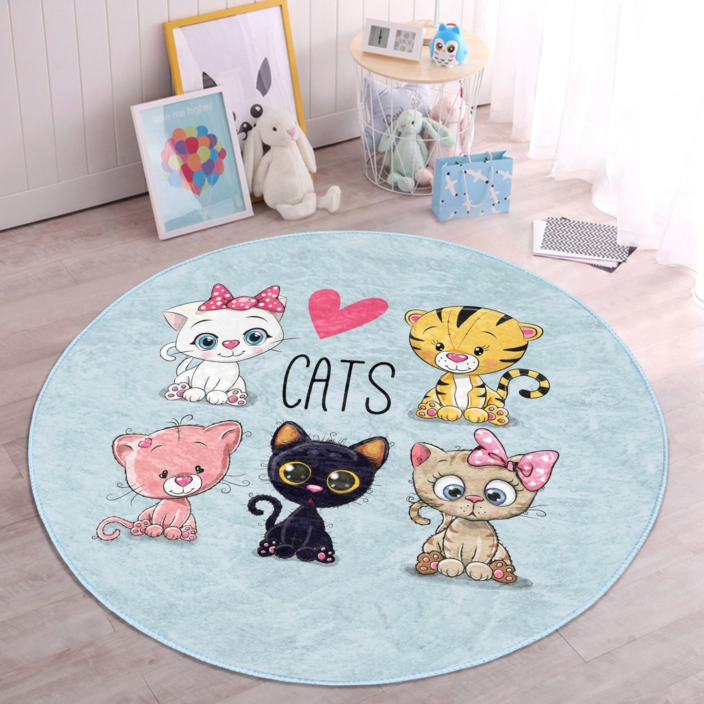 Washable Rug with Kitty Motif - Easy Maintenance