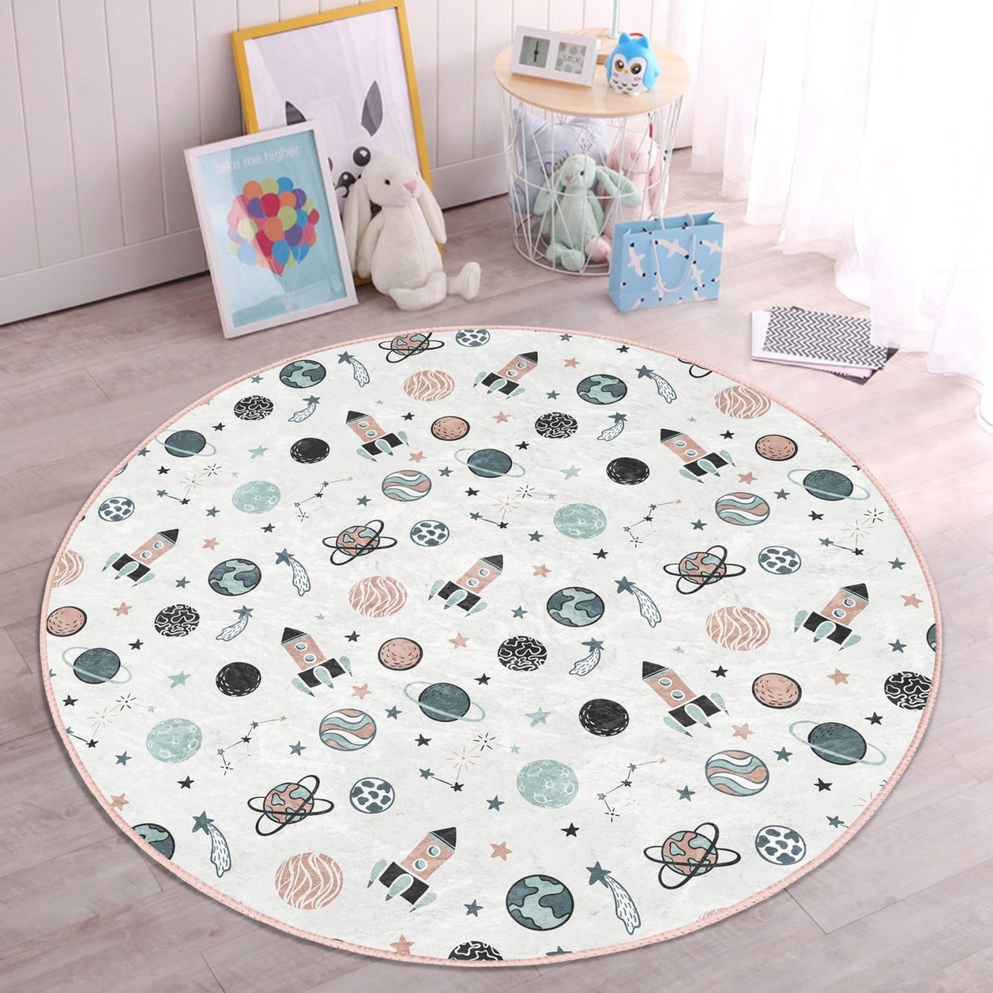 Homeezone's Space Rocket and Planets Pattern Kids' Rug